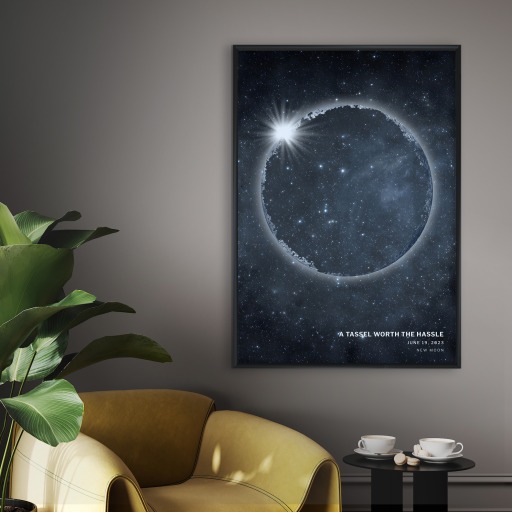 moon-profile-05-graduation